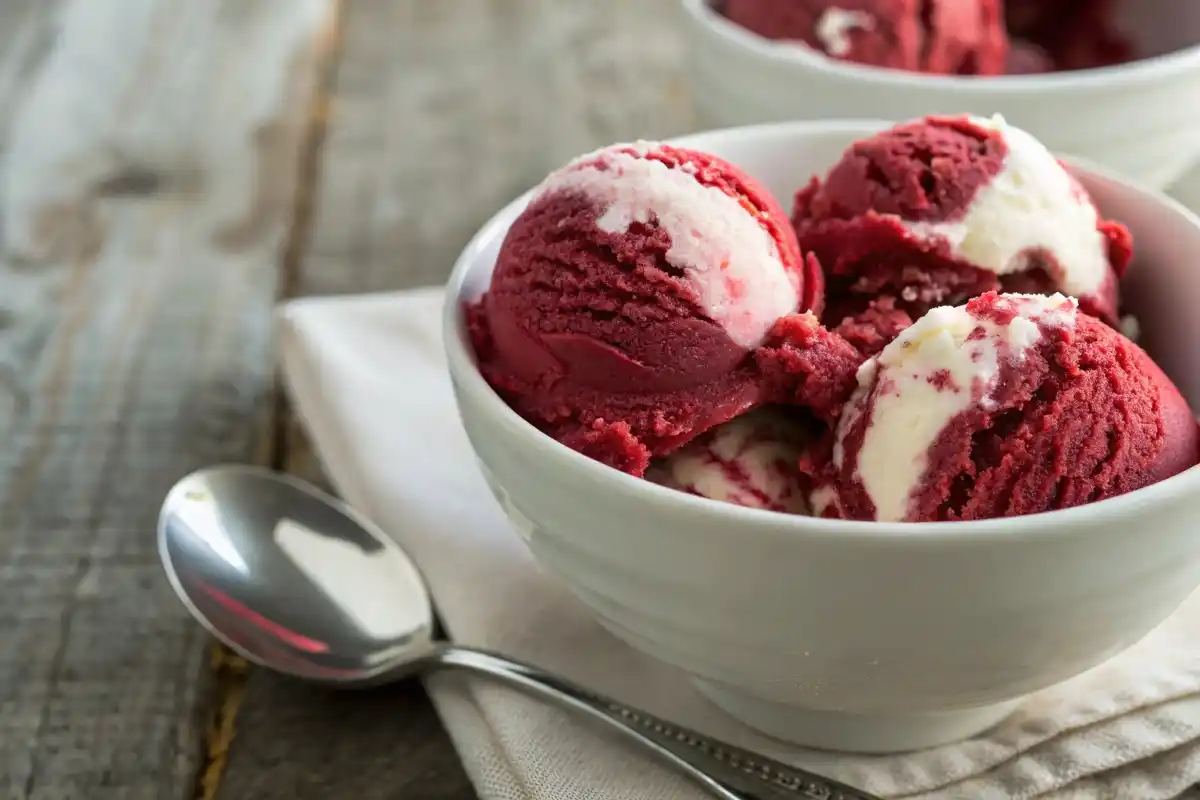 Red Velvet Ice Cream Delight